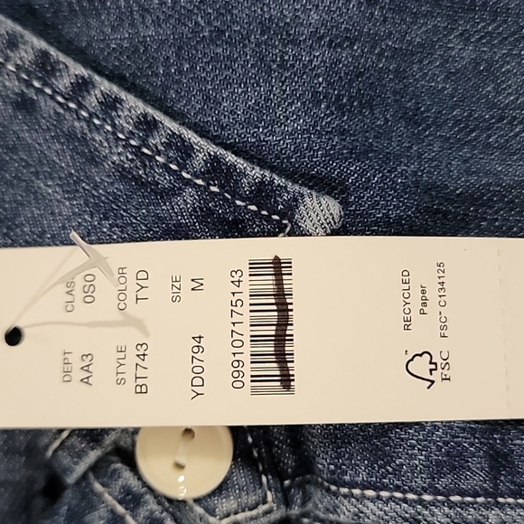 J. Crew Midweight denim workshirt men's size medium NWT! - Picture 4 of 6